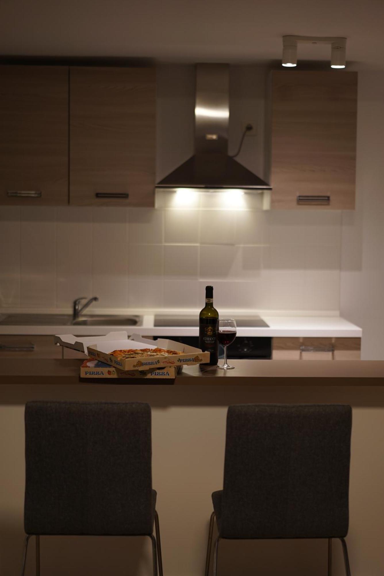 Skyway Airport Apartments 자벤템 외부 사진