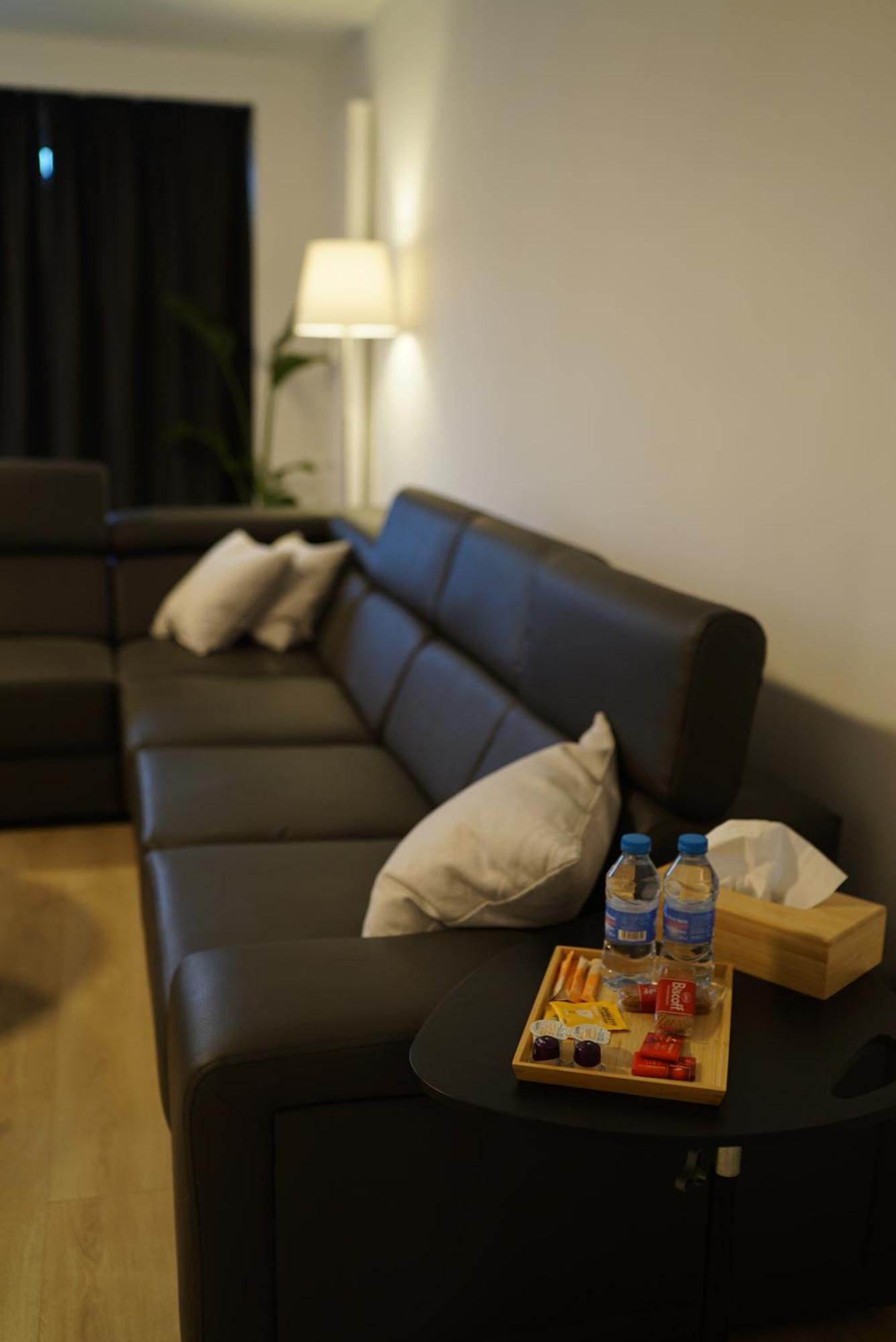 Skyway Airport Apartments 자벤템 외부 사진