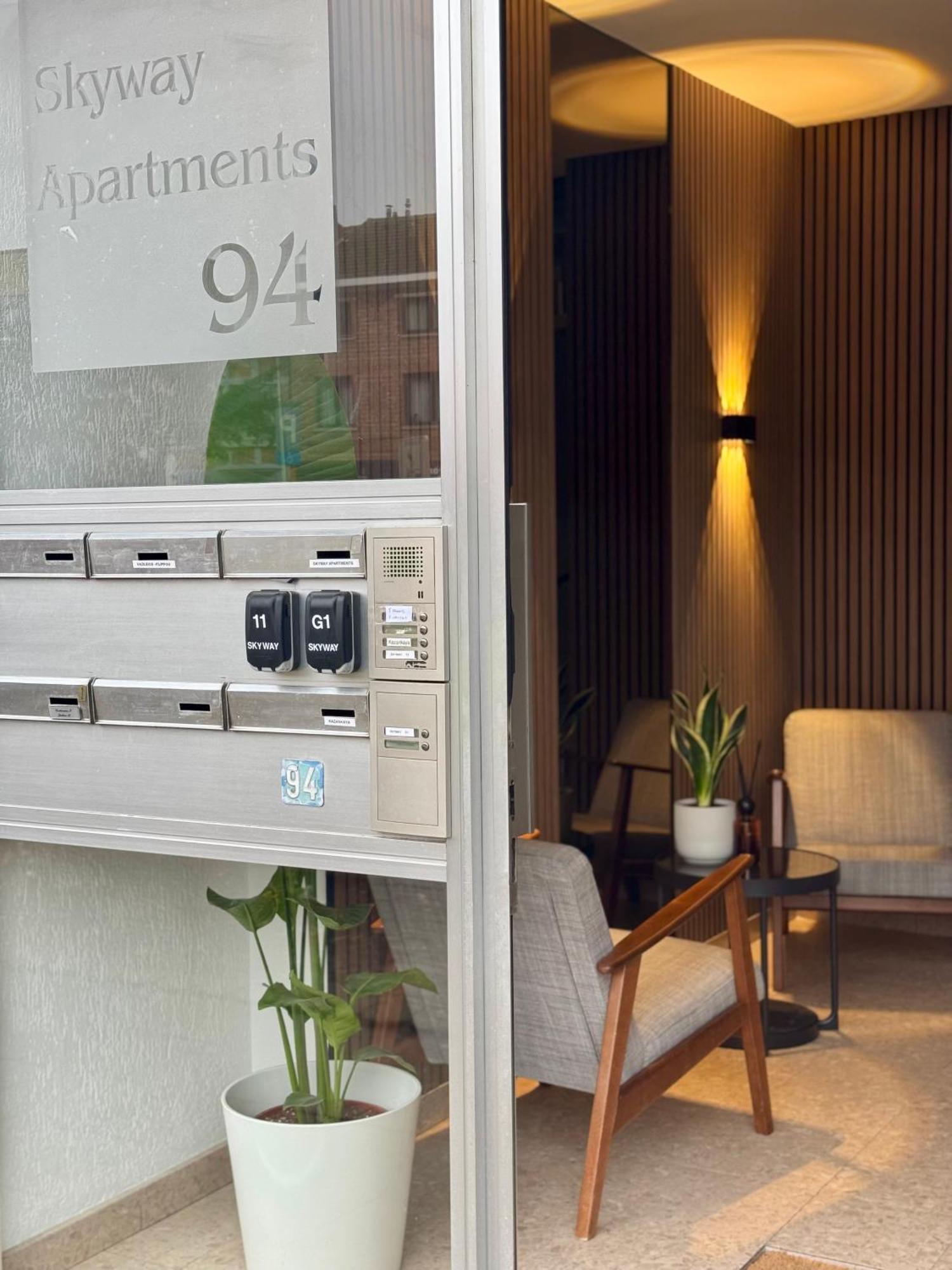 Skyway Airport Apartments 자벤템 외부 사진